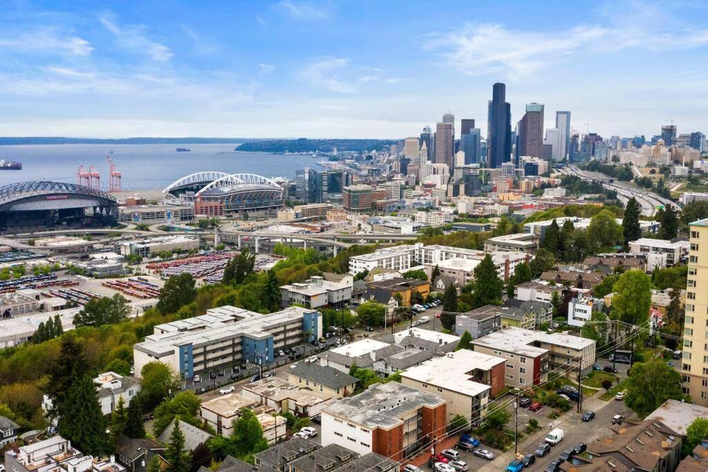 Seattle Cloud 2Br Prime Location Appartement Buitenkant foto