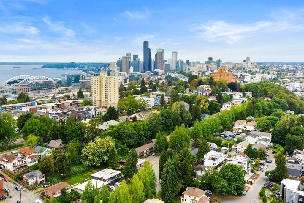 Seattle Cloud 2Br Prime Location Appartement Buitenkant foto